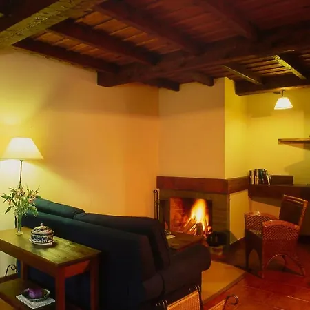 La Riba Country house *
