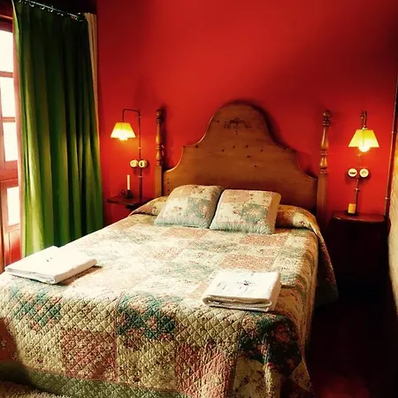 La Riba Country house *