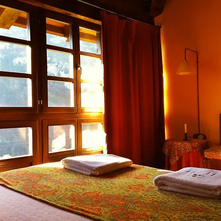 Country house La Riba Sames